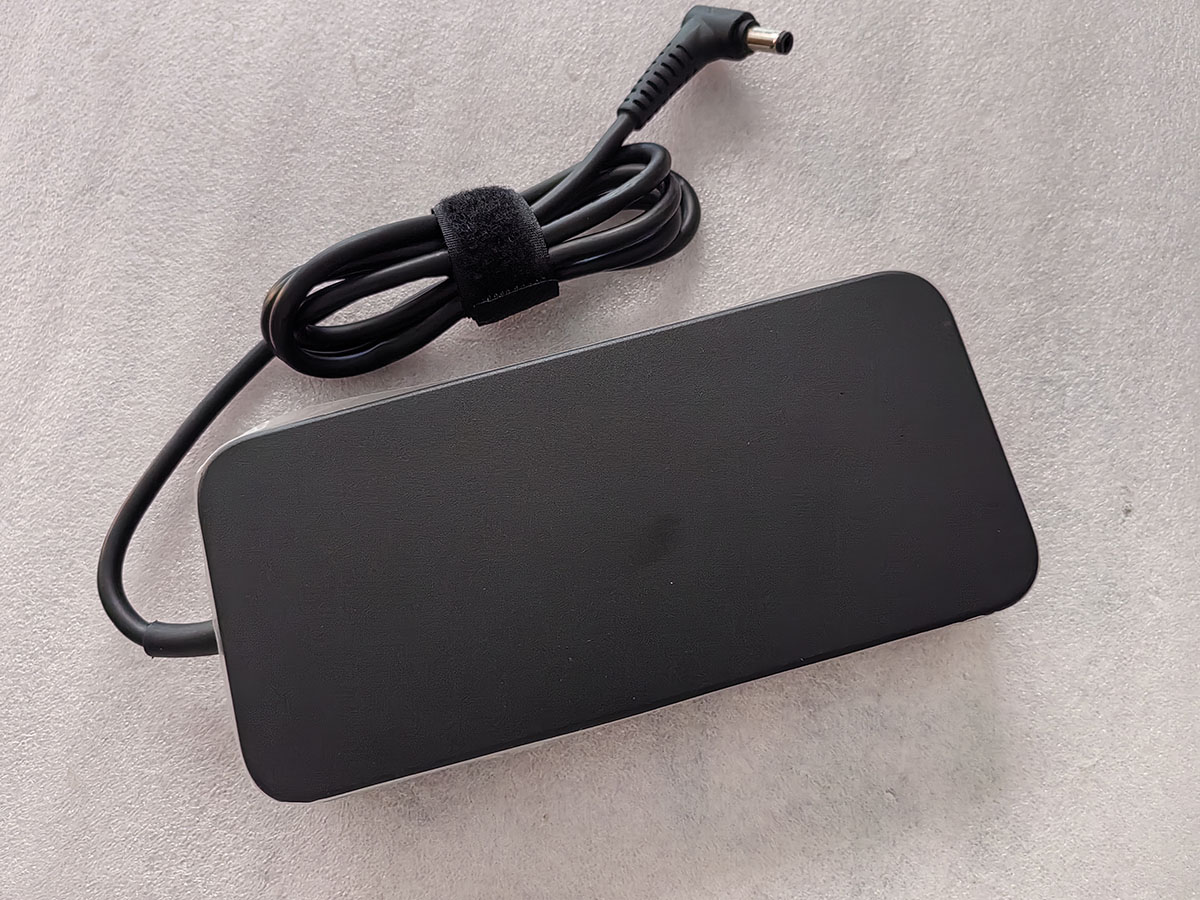 Adaptor AC OEM Slim Delta 20V  - Pc Gaming Uk ulasan dan harga