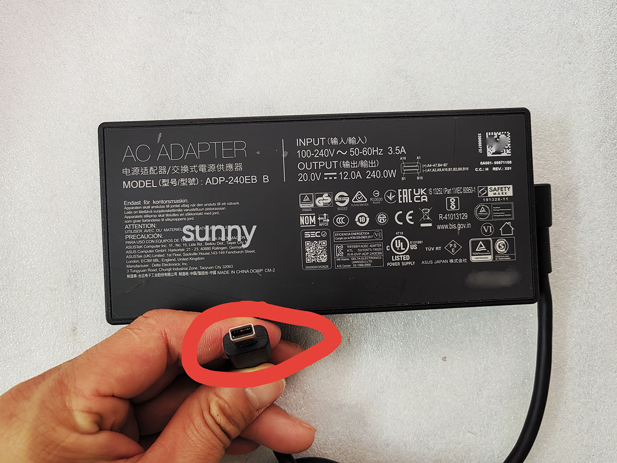 Adaptor AC OEM ADP-240EB B 0A0 - Pc Gaming Uk ulasan dan harga