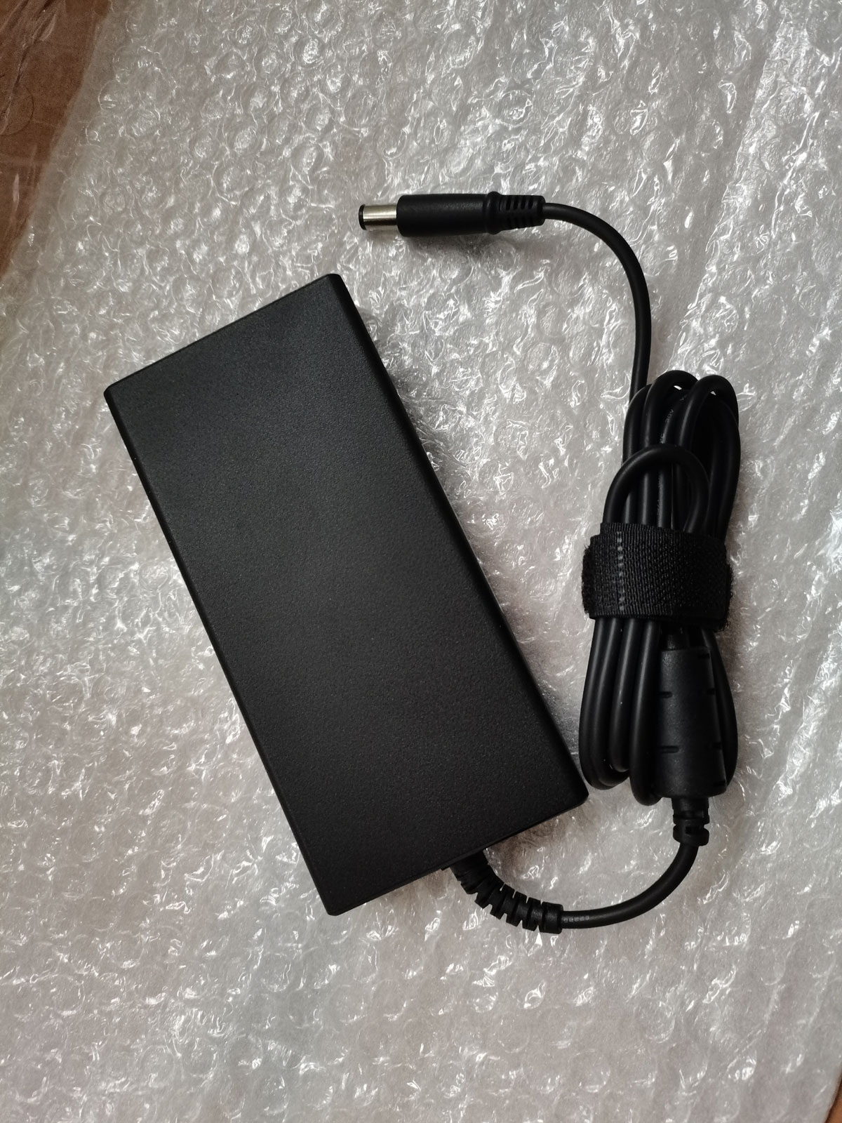 Adaptor AC NEW Slim OEM Delta  - Pc Gaming Uk ulasan dan harga