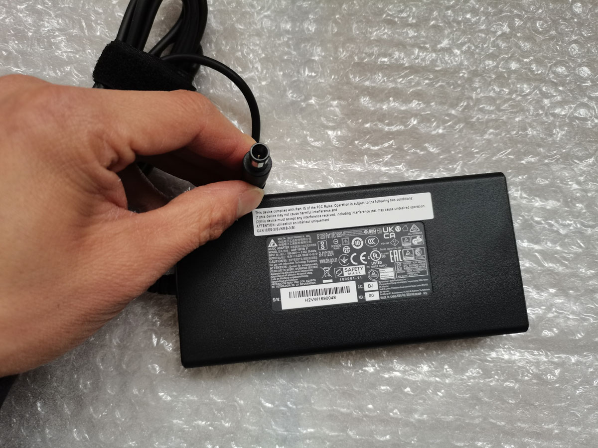 Adaptor AC NEW Slim OEM Delta  - Pc Gaming Uk ulasan dan harga